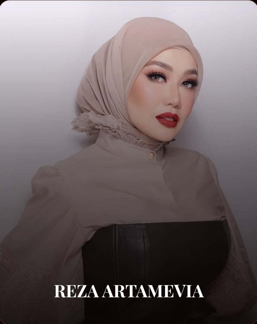 Reza Artamevia